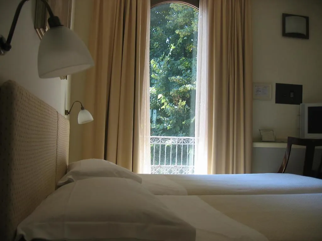 Al Melograno - Room & Breakfast Bologna